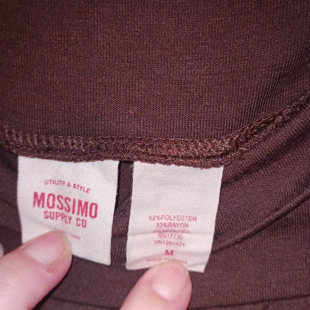 ⭐Mossimo supply co. (Utility style) capri's⭐(bundle (2) listings with a ⭐ for$15 - Picture 7 of 7